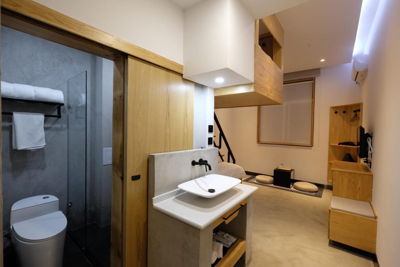 Dali Loft Travelling With Hostel Zewnętrze zdjęcie
