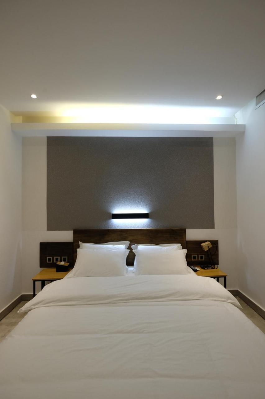 Dali Loft Travelling With Hostel Zewnętrze zdjęcie
