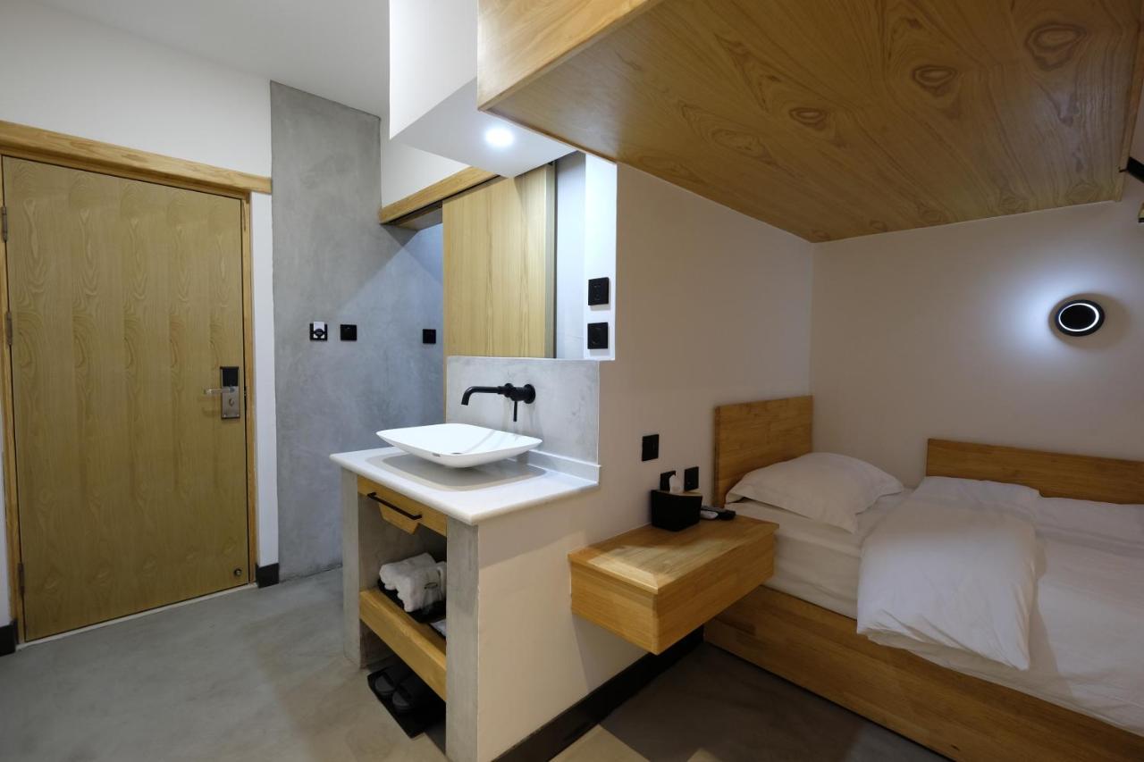 Dali Loft Travelling With Hostel Zewnętrze zdjęcie